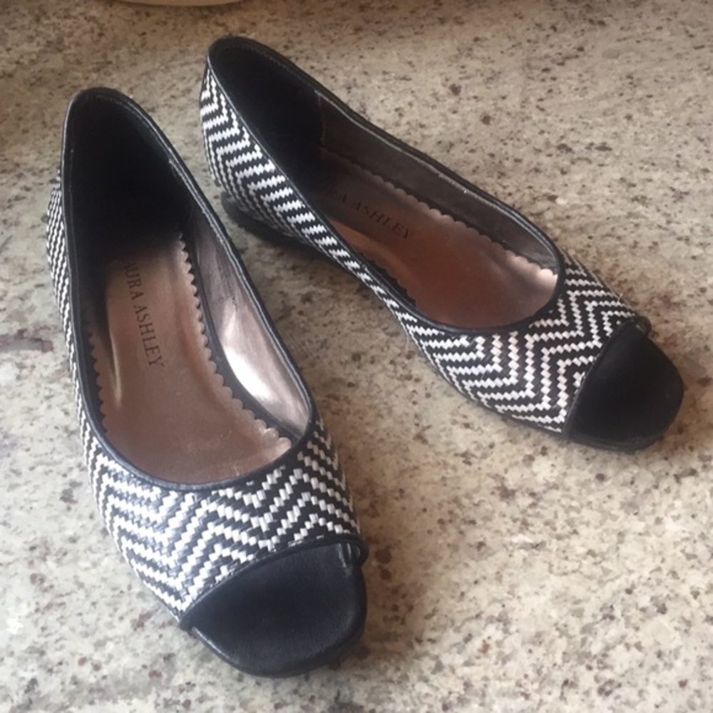 Laura Ashley white, black woven, peep toe flats.
